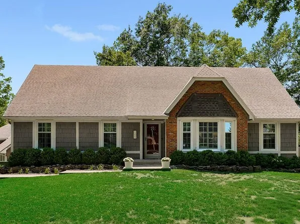 13433 W 80th Ter, Lenexa, KS 66215