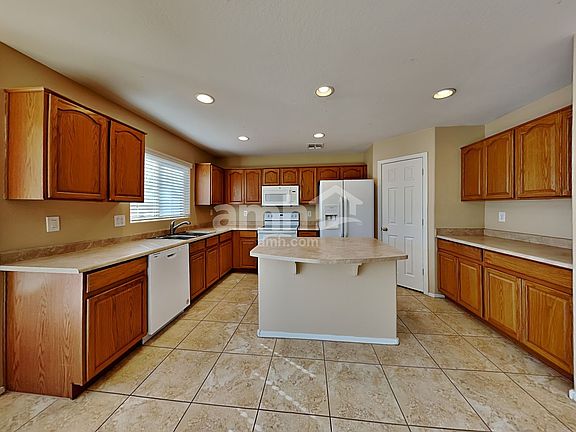 3rd image of 3221 S 93rd Ave