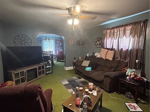 3rd image of 10223 Joan Ave