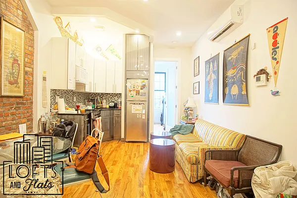 Rented by Lofts and Flats LLC | media 22