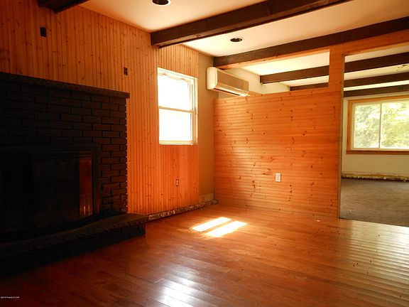 3rd image of 74 E Nescopeck Creek Ln
