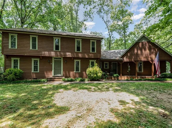 1831 Neelley Rd, Pleasant Garden, NC 27313