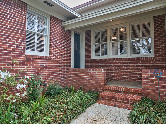 4th image of 1557 Cristobal Dr