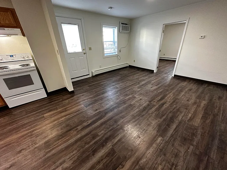 129 2nd St #1N — Photo 11