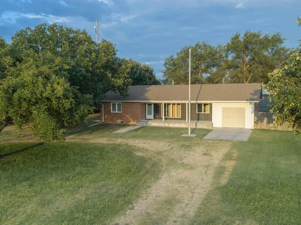 4317 N Nickerson Rd, Nickerson, KS 67561