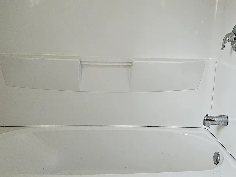 320 Claire Ave #1B — Photo 12