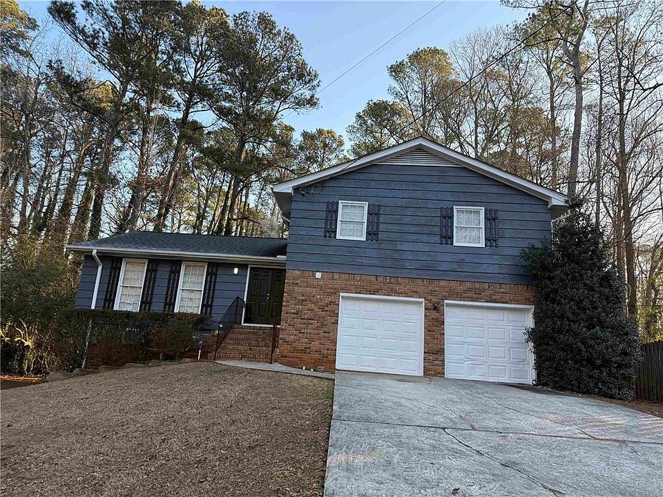 1st image of 818 Bradford Ct