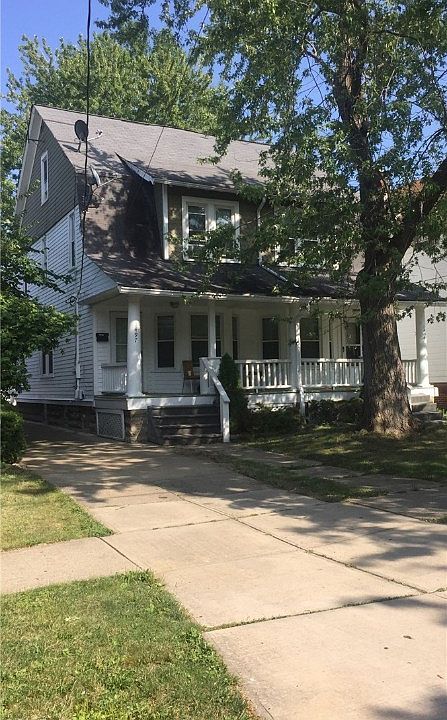 2nd image of 1497-1499 Ridgewood Ave