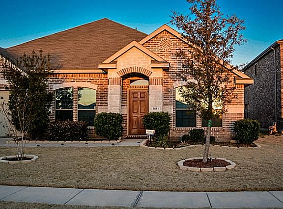 2nd image of 981 Glenbrook Ct