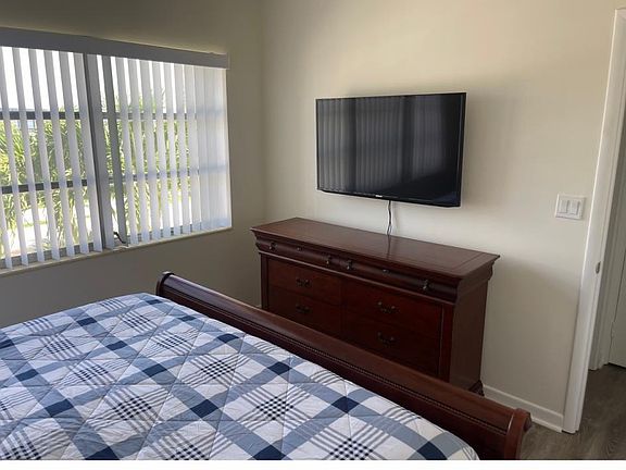 2nd image of 2544 1st St APT 201