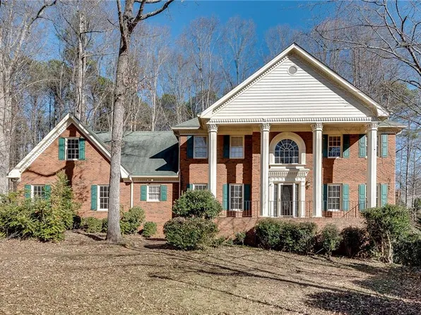 2692 Thatcher Ct, Lawrenceville, GA 30044