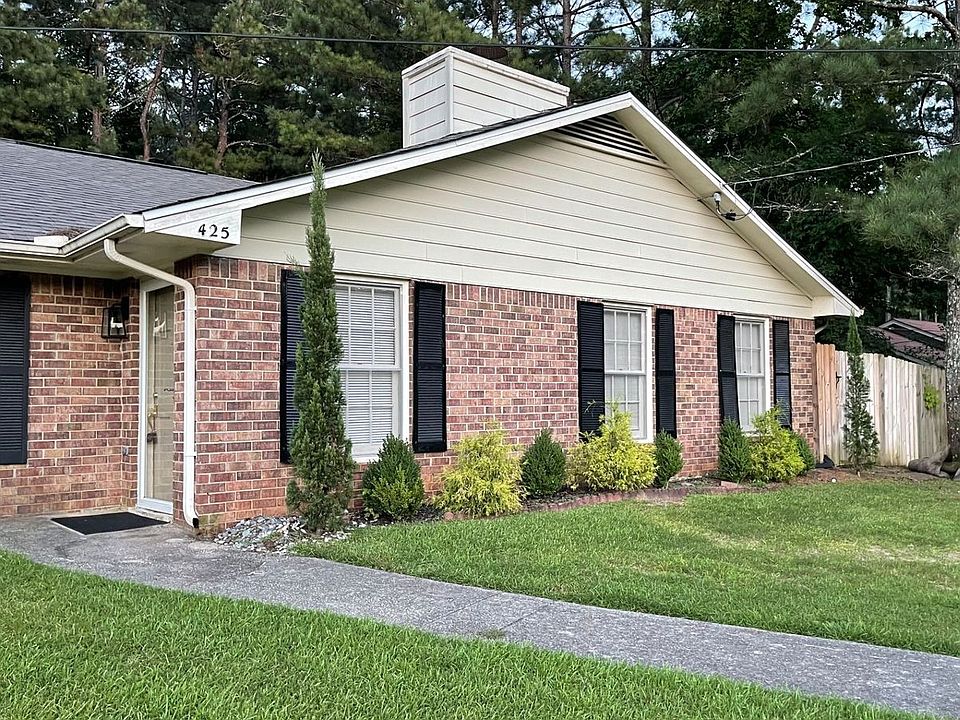 1st image of 425 Chase Dr #425