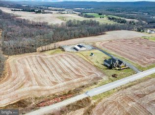 11 Pheasant Hill Dr, Halifax, PA 17032