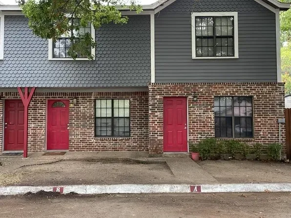 106 S Wilson St, Kaufman, TX 75142