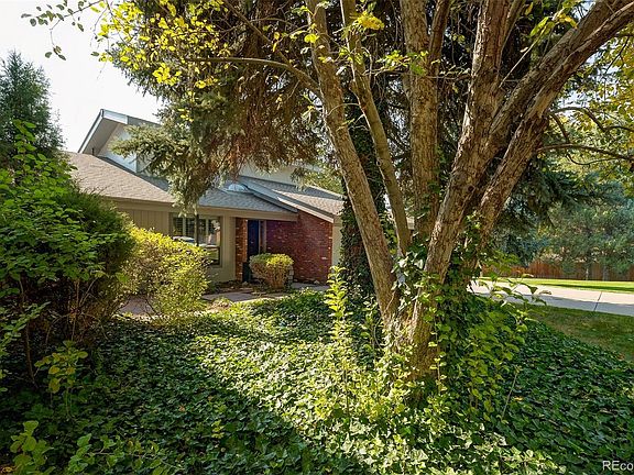 4th image of 2651 S Wadsworth Cir #27