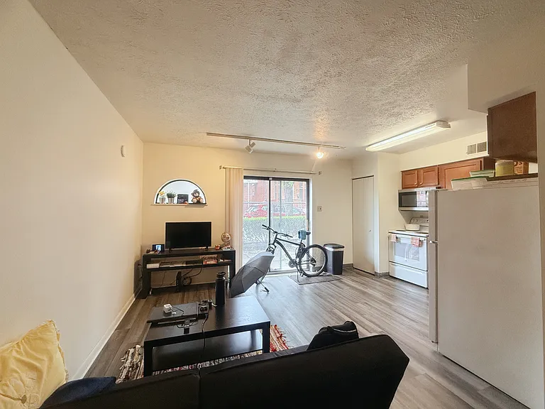 3214 Kennett Sq #14 — Photo 6
