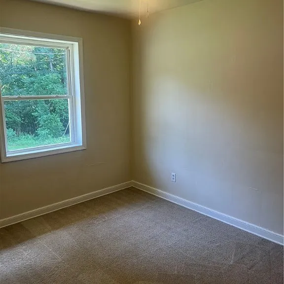 301 Monticello Dr — Photo 11