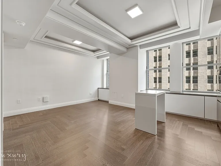 301 Park Ave #2004 — Photo 14