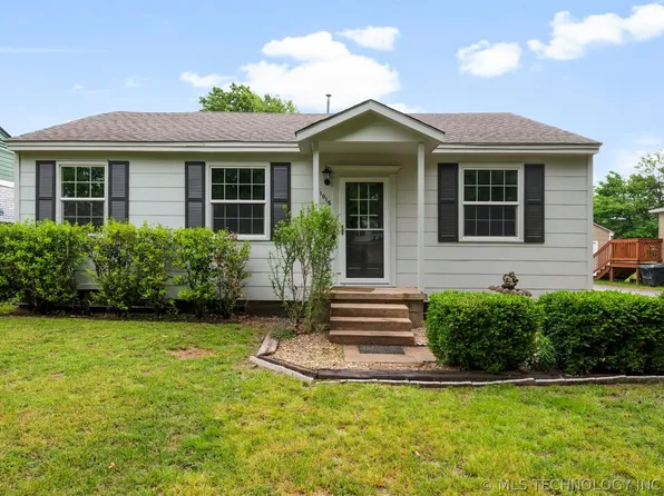 1015 N Main St, Sand Springs, OK 74063