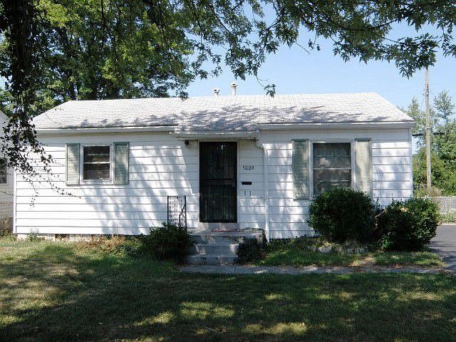 1st image of 5009 Broadmoor Blvd