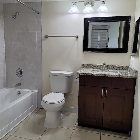 190 Santa Clara Dr #4 — Photo 5