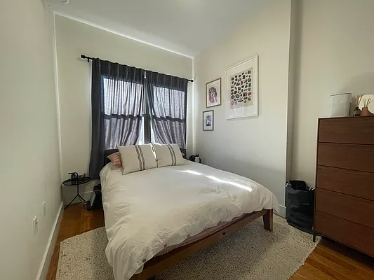 Rented by Corcoran | media 21