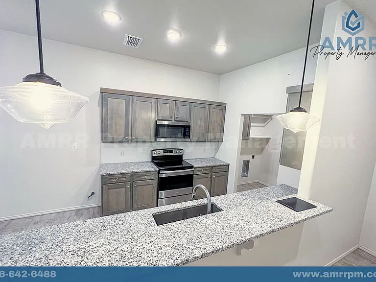 1248 N 7th St — Photo 4