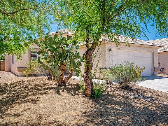 2nd image of 1965 W Cholla Vista Dr