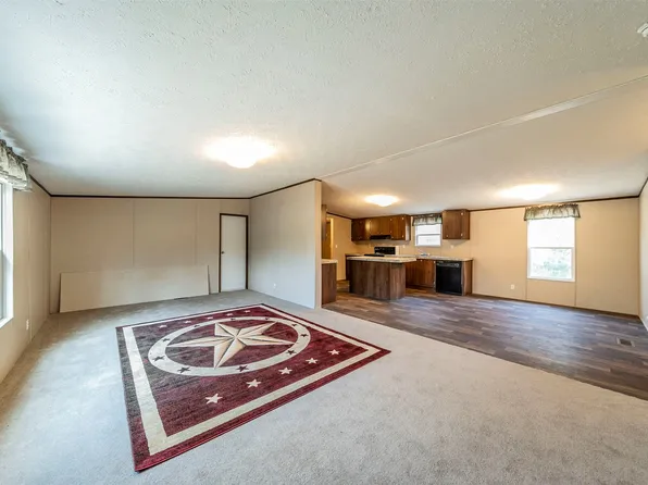 15139 Woods North Dr, Kemp, TX 75143