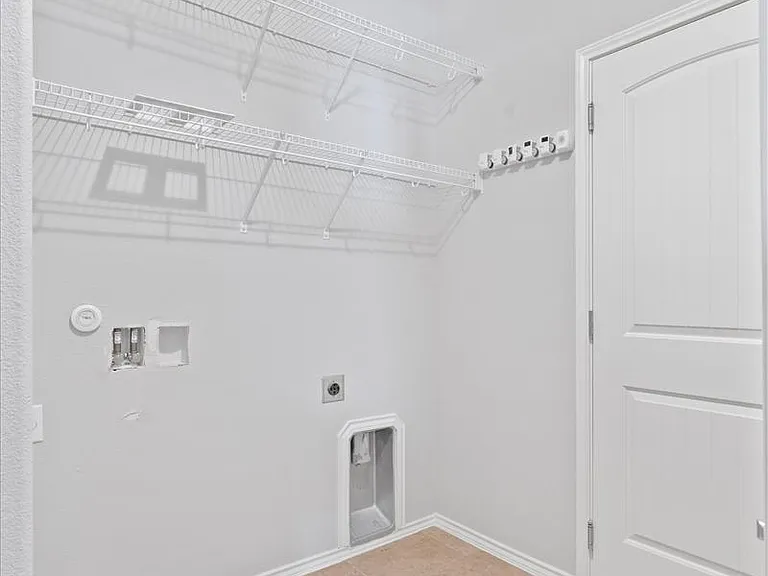 4504 Tiddle Ln — Photo 24