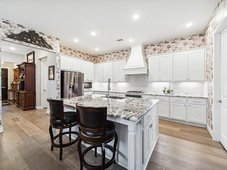 21902 Lake Whitney Ct — Photo 13