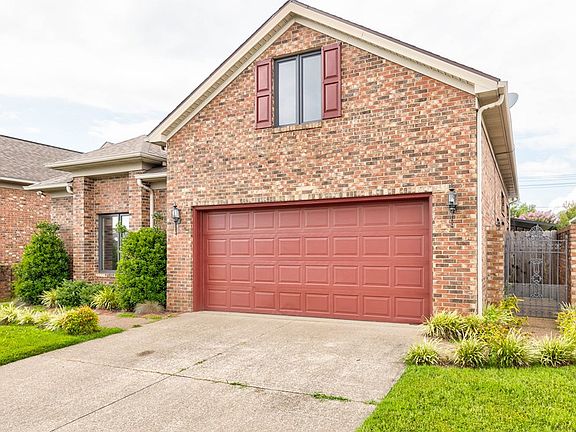 2nd image of 2053 Sussex Pl
