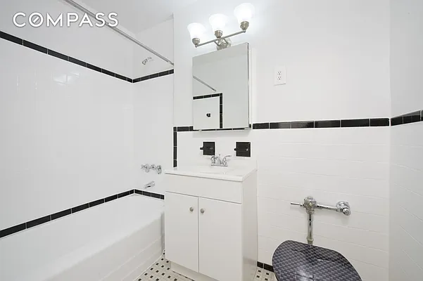 Rented by Compass | media 19