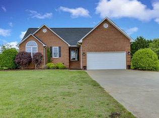 1232 New Hope Rd, Anderson, SC 29625
