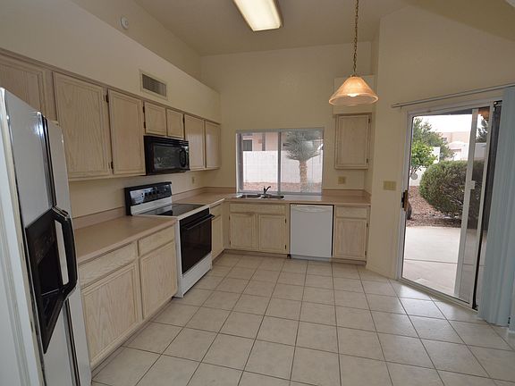 4th image of 10390 E Passkey Dr