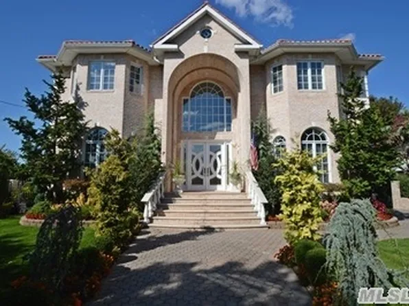 7 Summit Place image 1 of 19