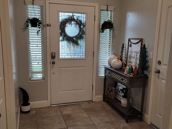 3rd image of 2043 W Humboldt Dr