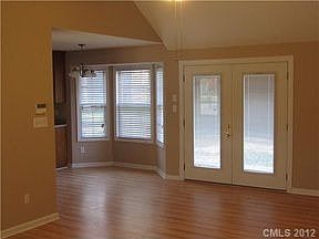 2nd image of 106 Cypress Dr