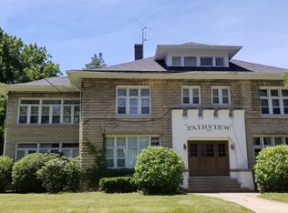 304-306 N View St, Aurora, IL 60506