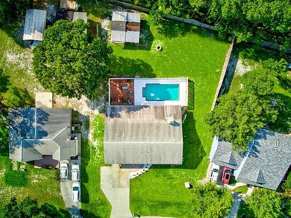 2nd image of 5253 Camus St