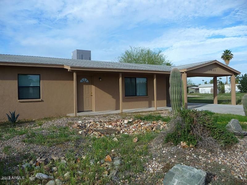 2nd image of 2822 W Louise Dr