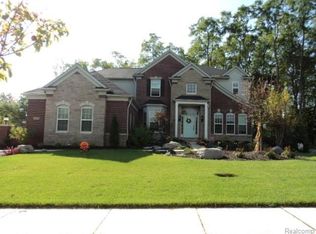 49365 Hidden Ridge Dr #1, Northville, MI 48168