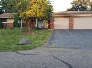 24036 Glen Ridge Ct, Novi, MI 48375