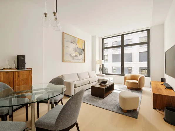 77 Charlton St, New York, NY