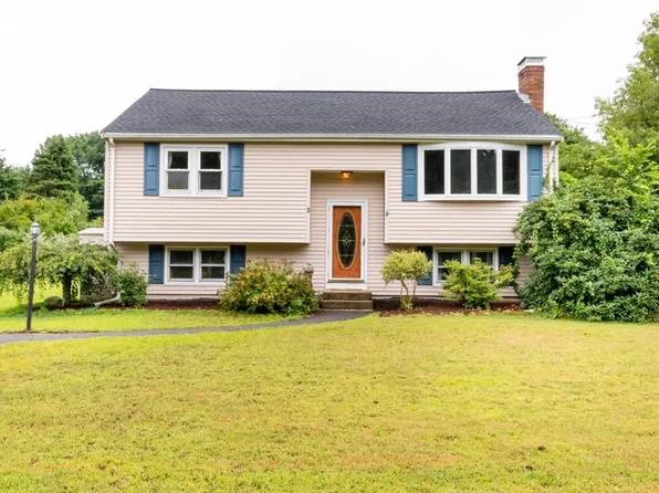 3 Reinhard Dr, Norton, MA 02766