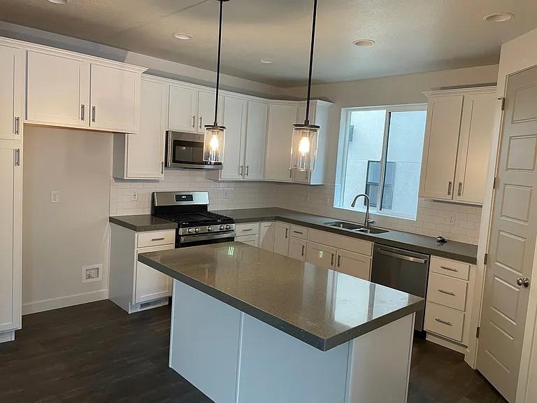 4380 W Bergen Ln — Photo 18