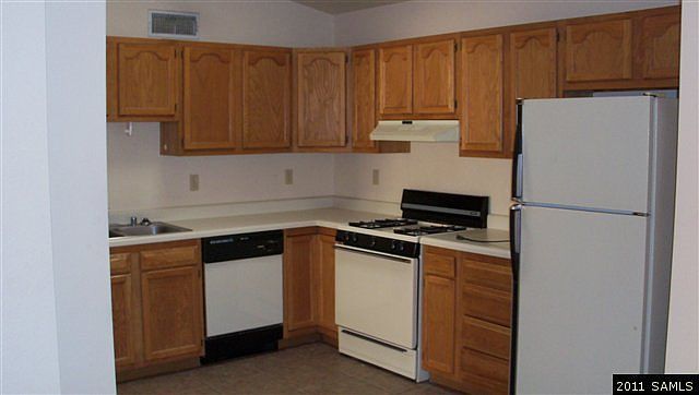 2nd image of 796 S Sunset Vista Dr