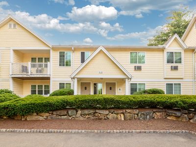 2955 Madison Avenue APT 47, Bridgeport, CT, 06606