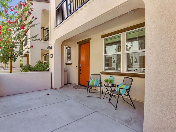 4th image of 1580 Pratt Pl