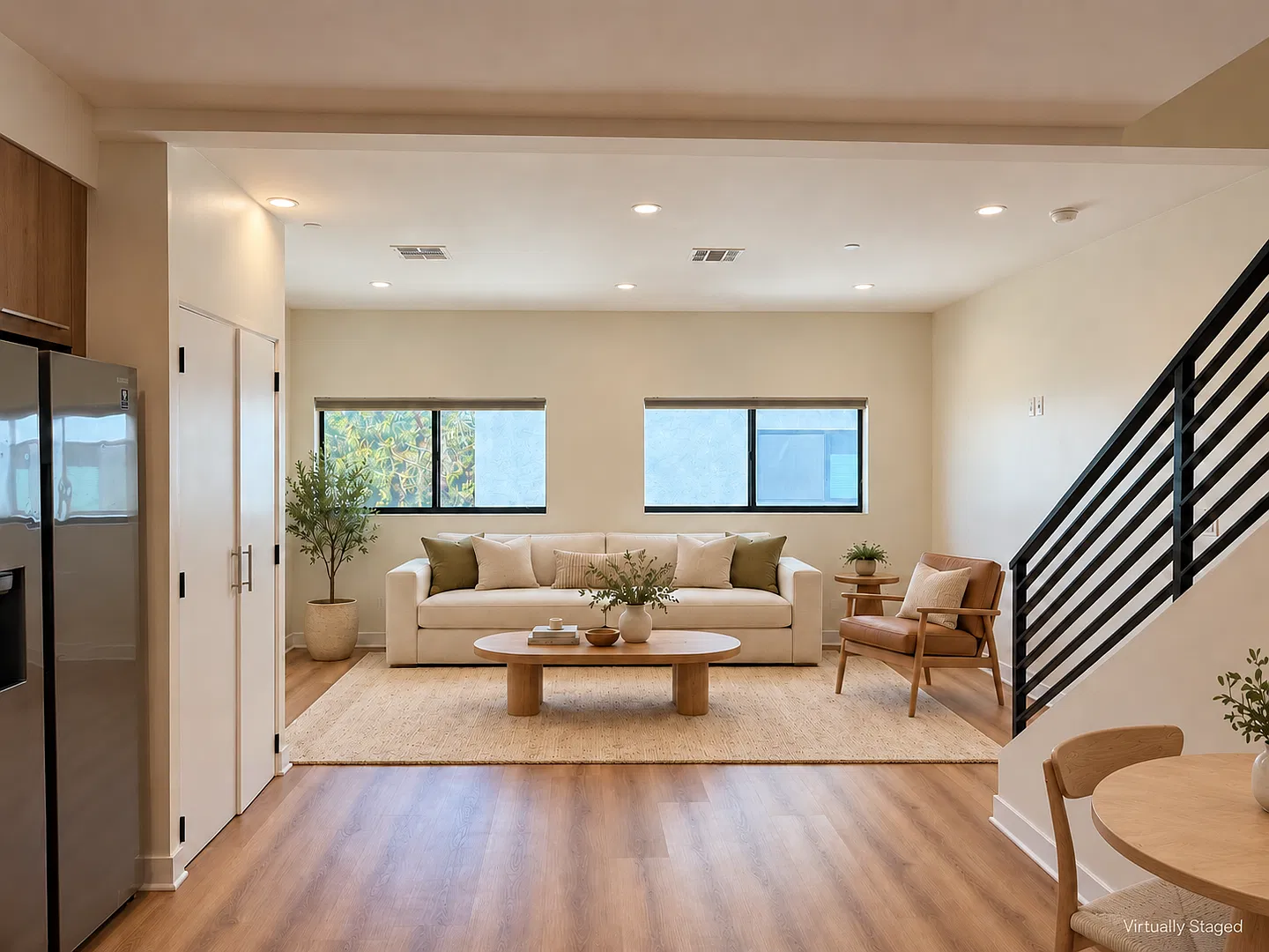 2514 S. Palm Grove Ave — Photo 3
